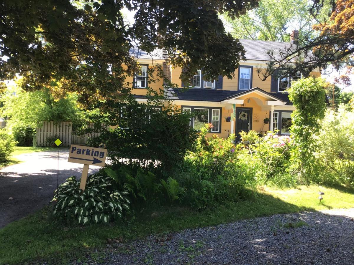 The Stella Rose B&B Вулфвилл Экстерьер фото