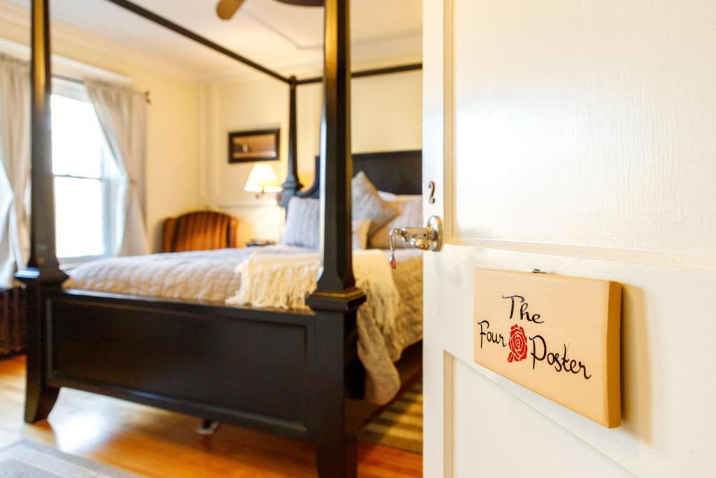 The Stella Rose B&B Вулфвилл Номер фото